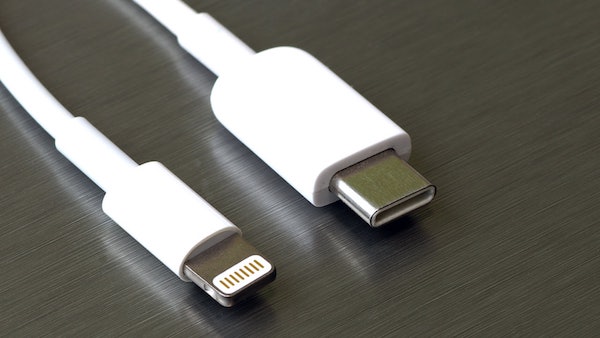 欧盟警告苹果：不得限制 iPhone 未经认证的 USB-C 线缆功能-第1张图片