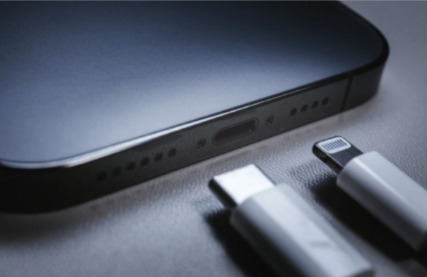 iPhone 什么时候会改用USB-C 规格？欧盟公布确切日期-第1张图片